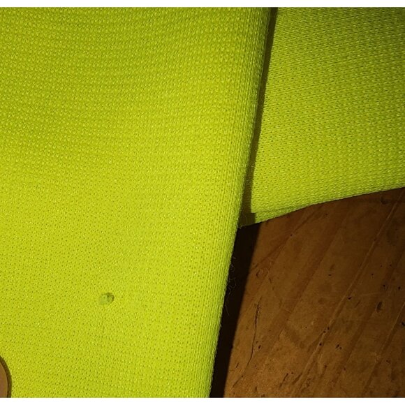 Boy's Under Armour Neon Highlighter Yellow Hoodie Pullover Medium Jacket - Picture 5 of 8